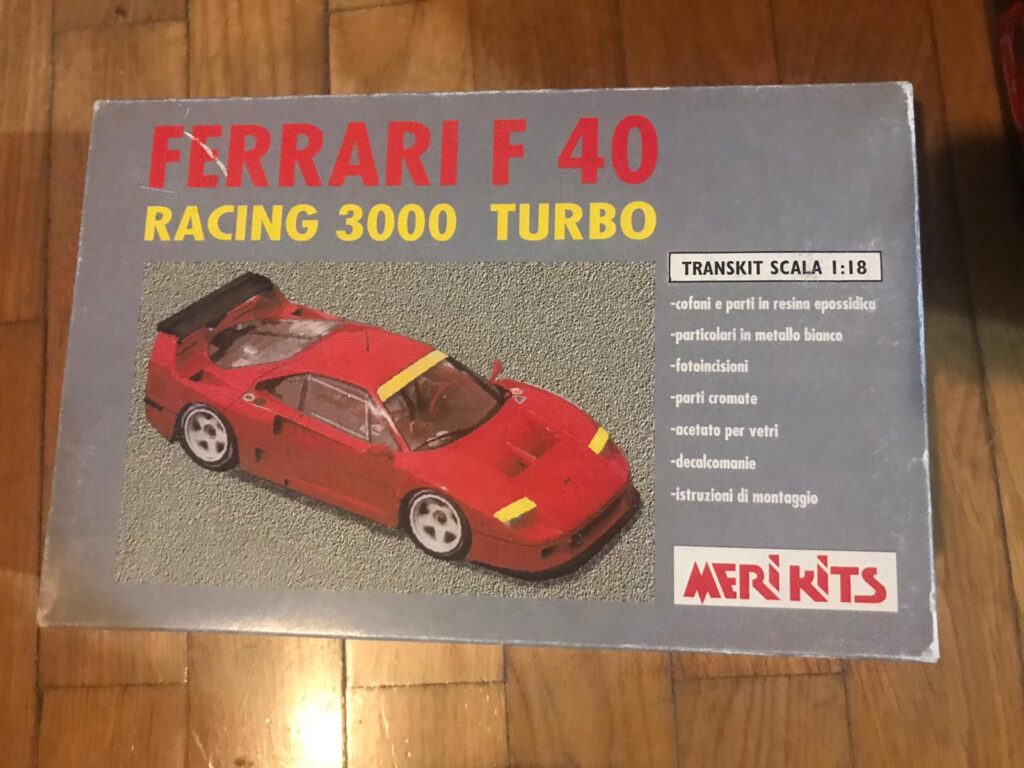 Maquette Italeri 1/24 Ferrari F40 – Kit Voiture De Course à Assembler – Neuf