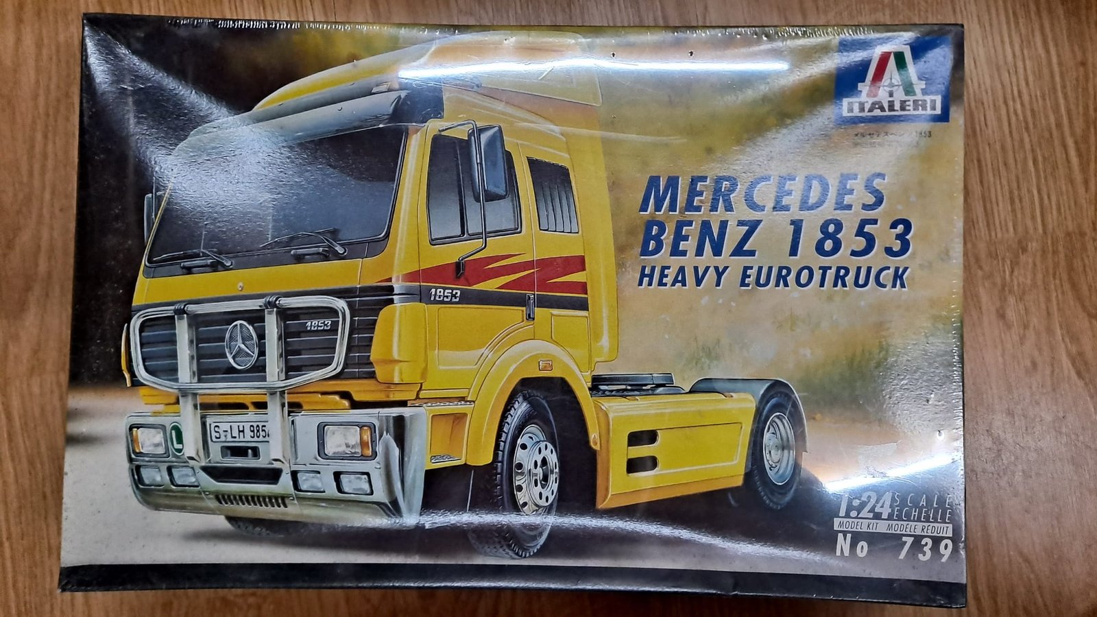 Maqueta Italeri Mercedes-Benz 1853 Heavy Eurotruck