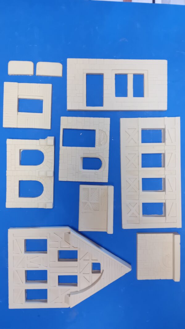 Maqueta Blockhaus 54013 Old Inn (RESINA) - Imagen 2